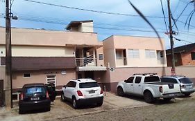 Apartamento Cond. Privê em Caiobá 2 quadras da beira mar próximo ao Restaurante Casa do Camarão